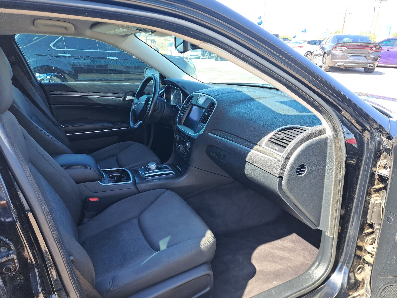 2018 Chrysler 300 300 Touring (Us & Can), 300 Limited (Bux) — photo 9 of 19