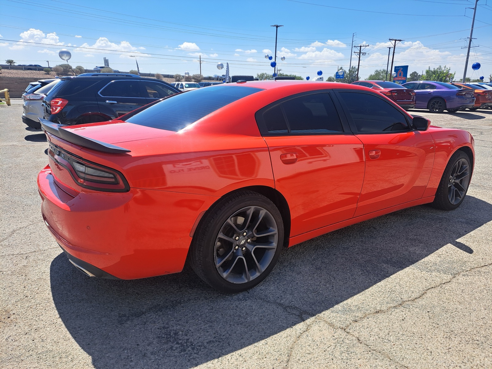 2022 Dodge Charger SXT — photo 5 of 17