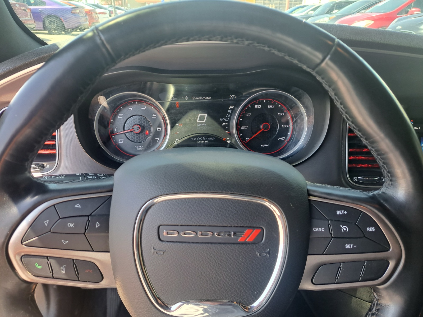 2022 Dodge Charger SXT — photo 13 of 17