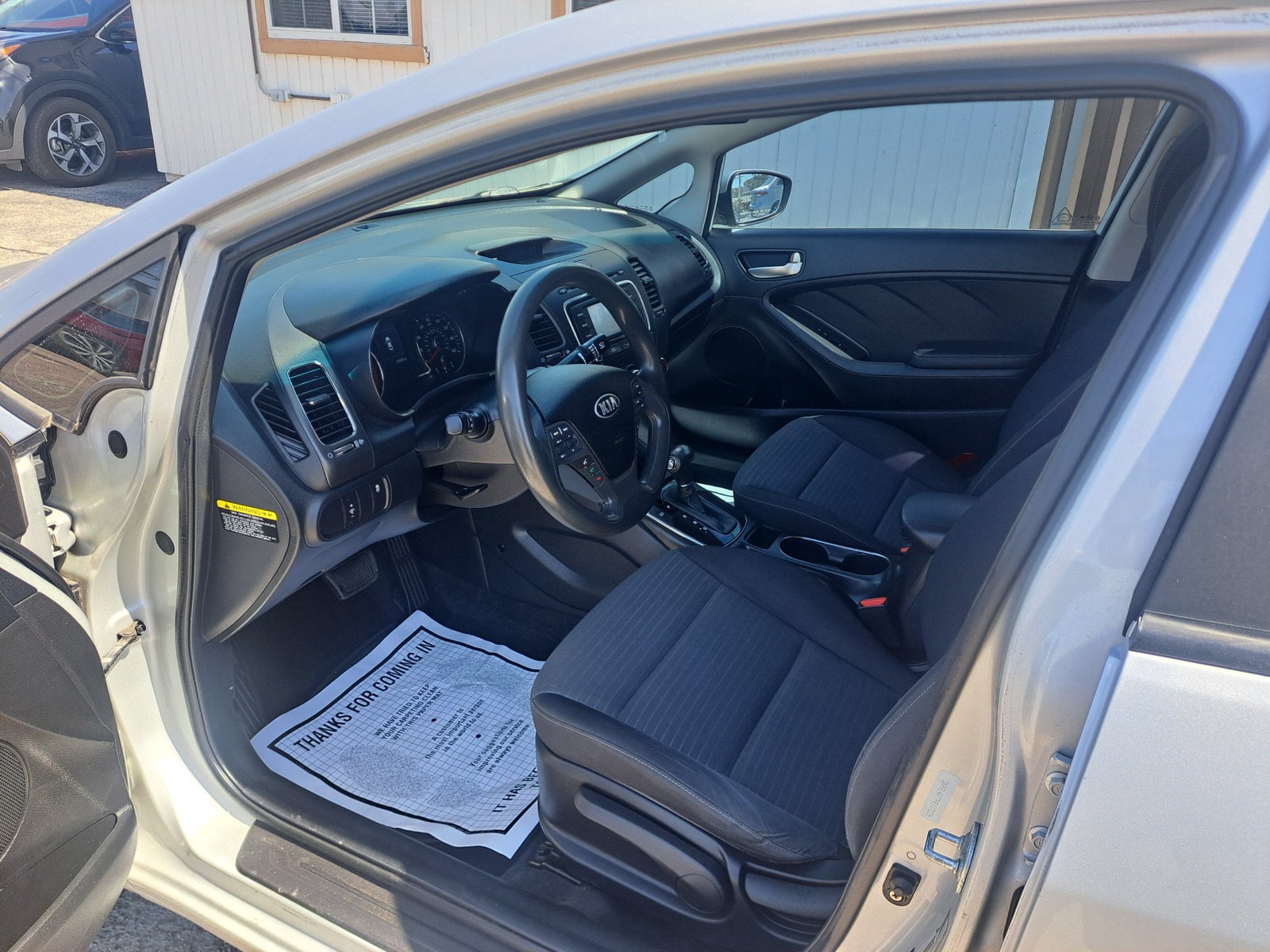2017 Kia Forte LX, Sport — photo 6 of 19