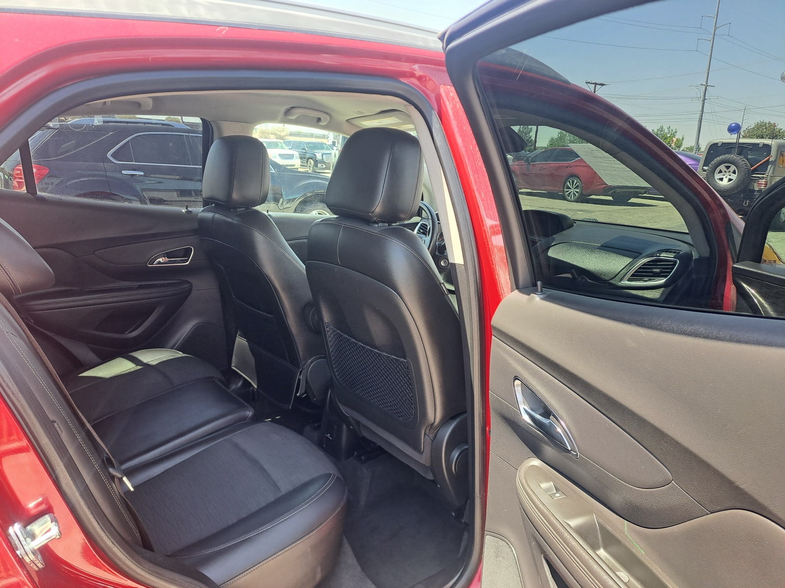 2015 Buick Encore Sport Utility — photo 10 of 19