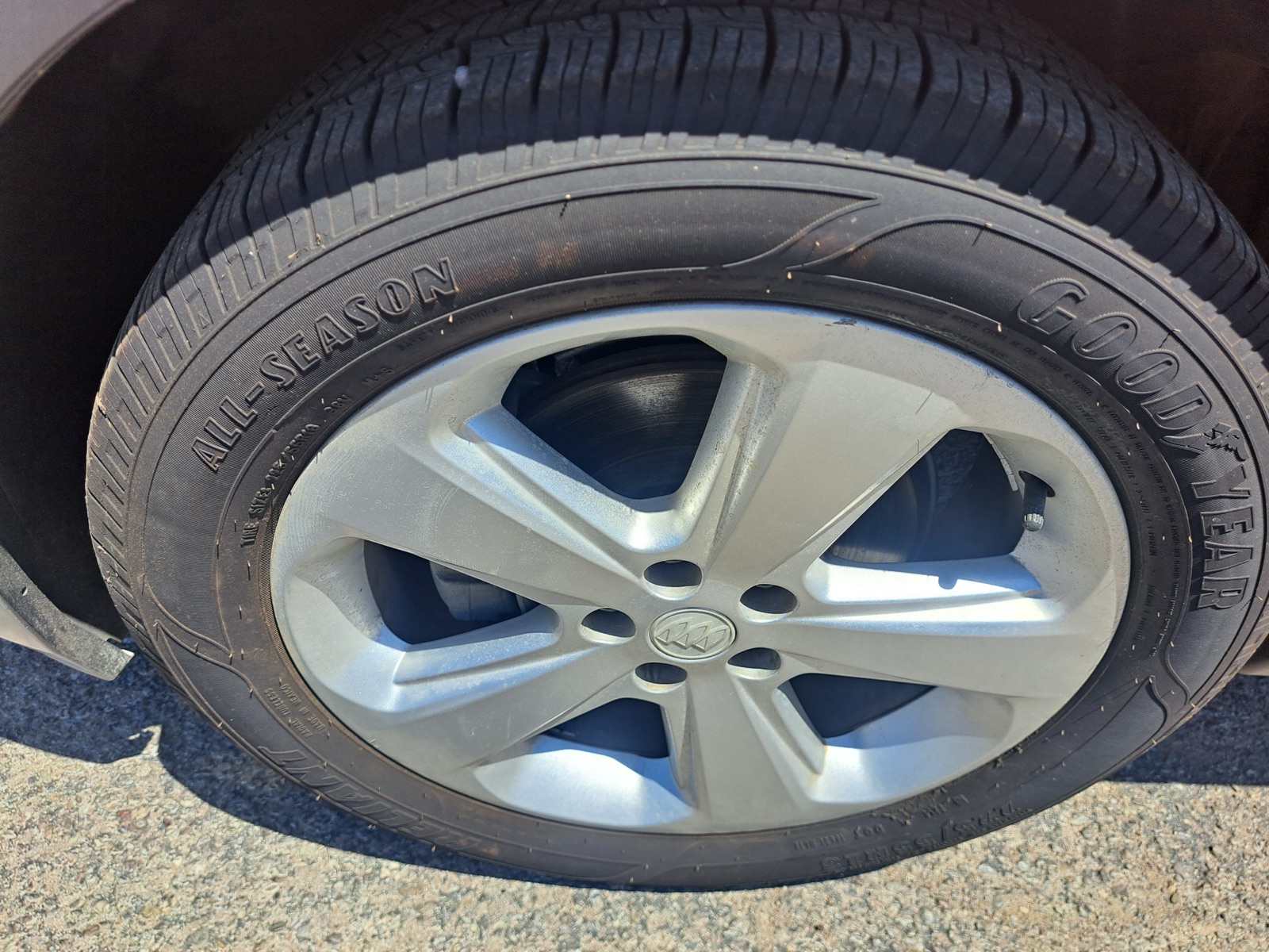 2015 Buick Encore Sport Utility — photo 19 of 19