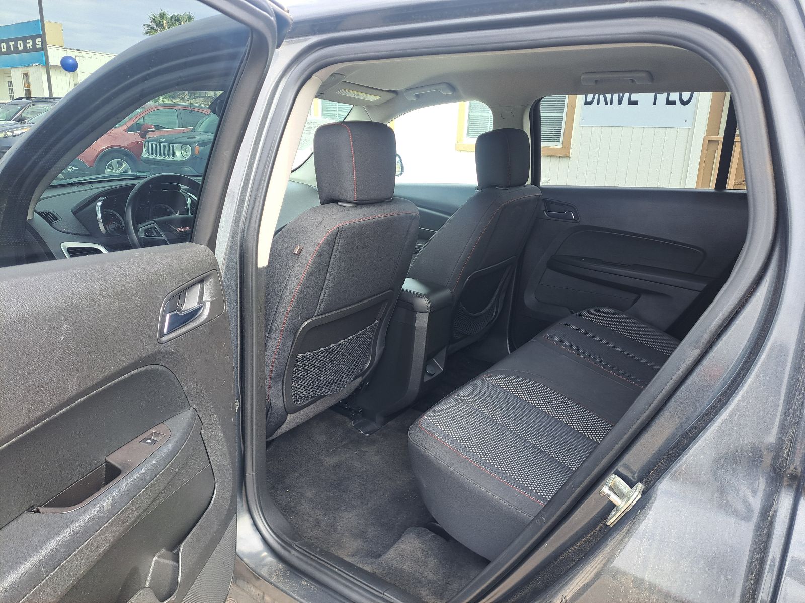 2017 GMC Terrain Sle 2 — photo 8 of 18