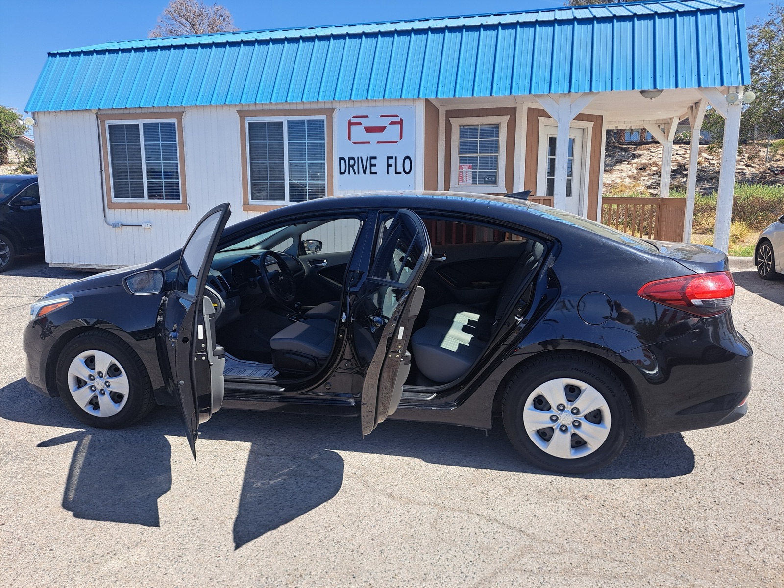 2018 Kia Forte LX Sport — photo 9 of 19