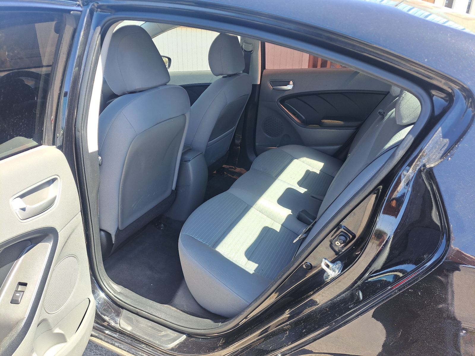 2018 Kia Forte LX Sport — photo 8 of 19