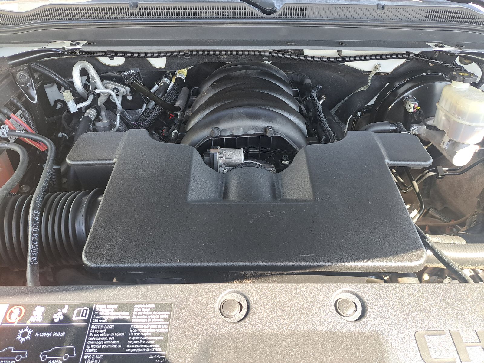 2019 Chevrolet Suburban LT — photo 18 of 20