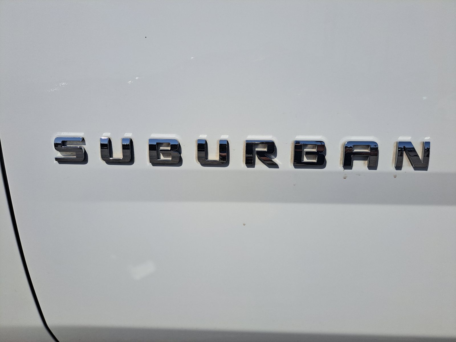 2019 Chevrolet Suburban LT — photo 19 of 20