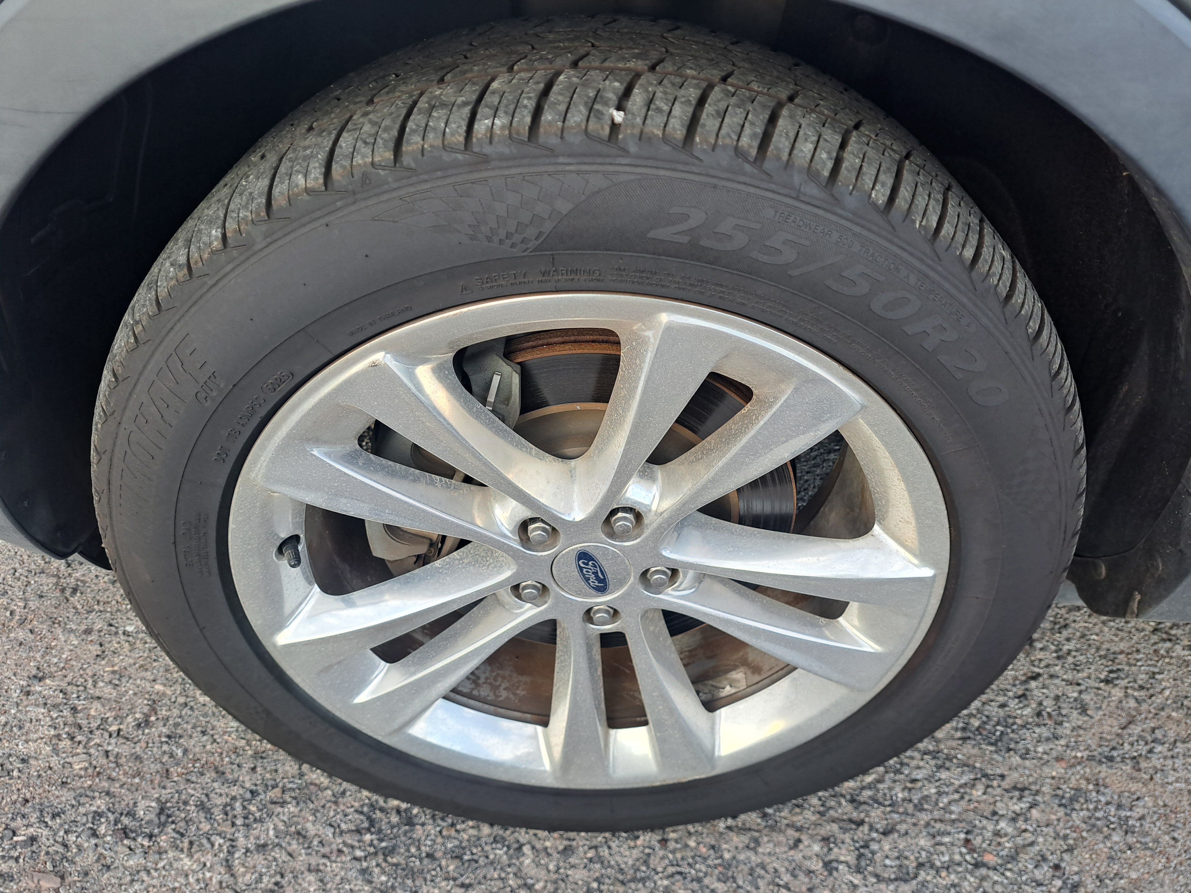 2019 Ford Explorer XLT — photo 12 of 15
