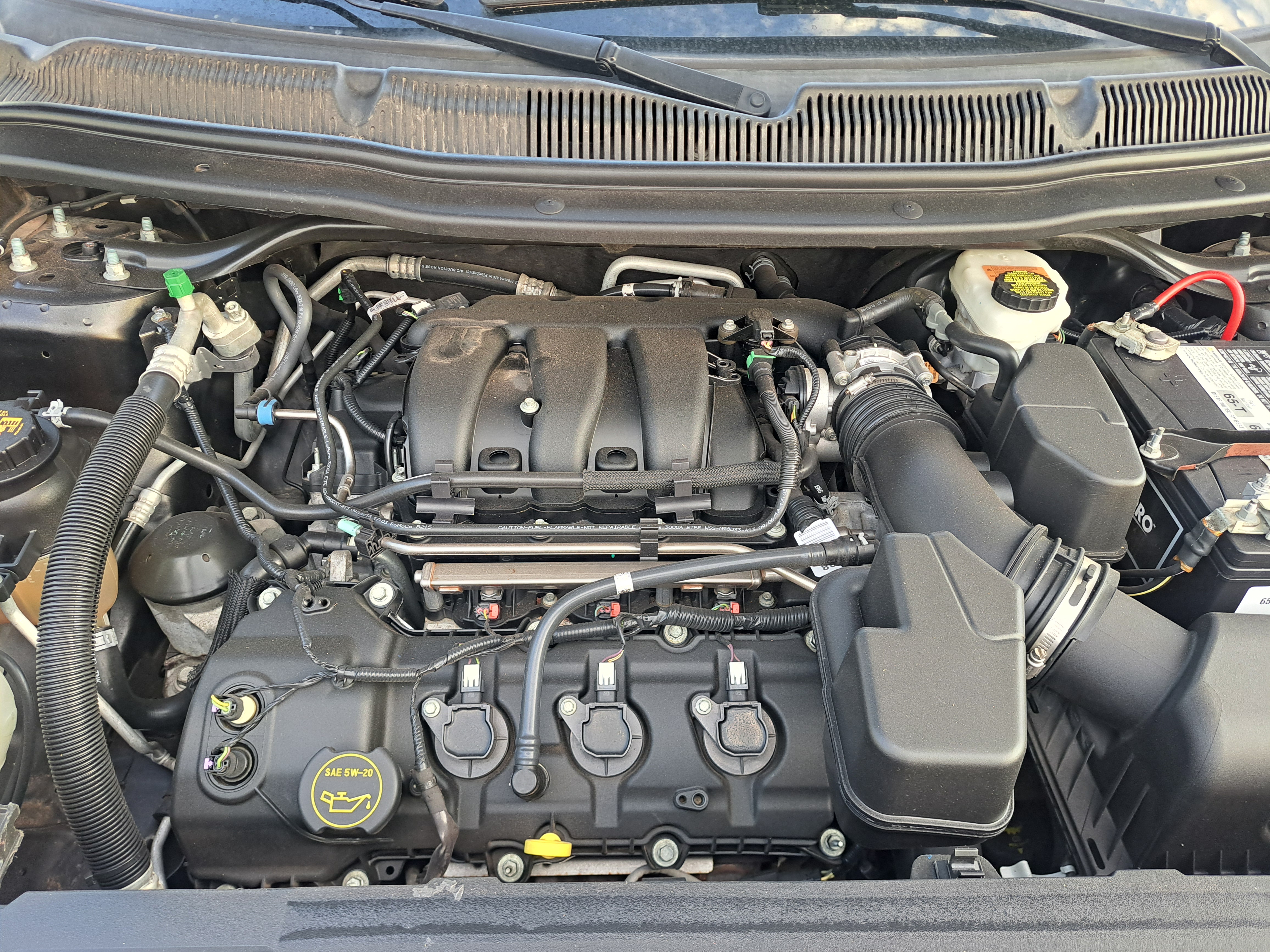 2019 Ford Explorer XLT — photo 13 of 15